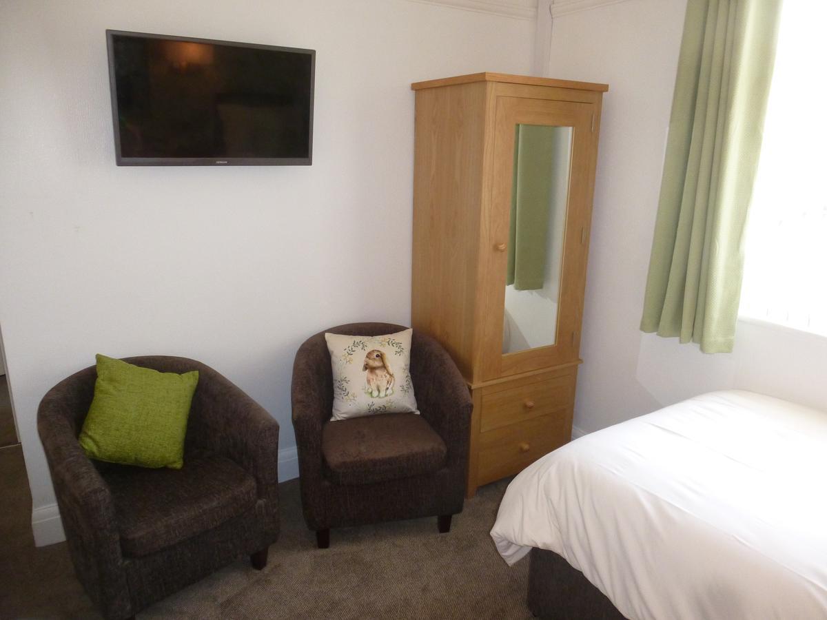 The Kenmore Guest House Llandudno Eksteriør bilde