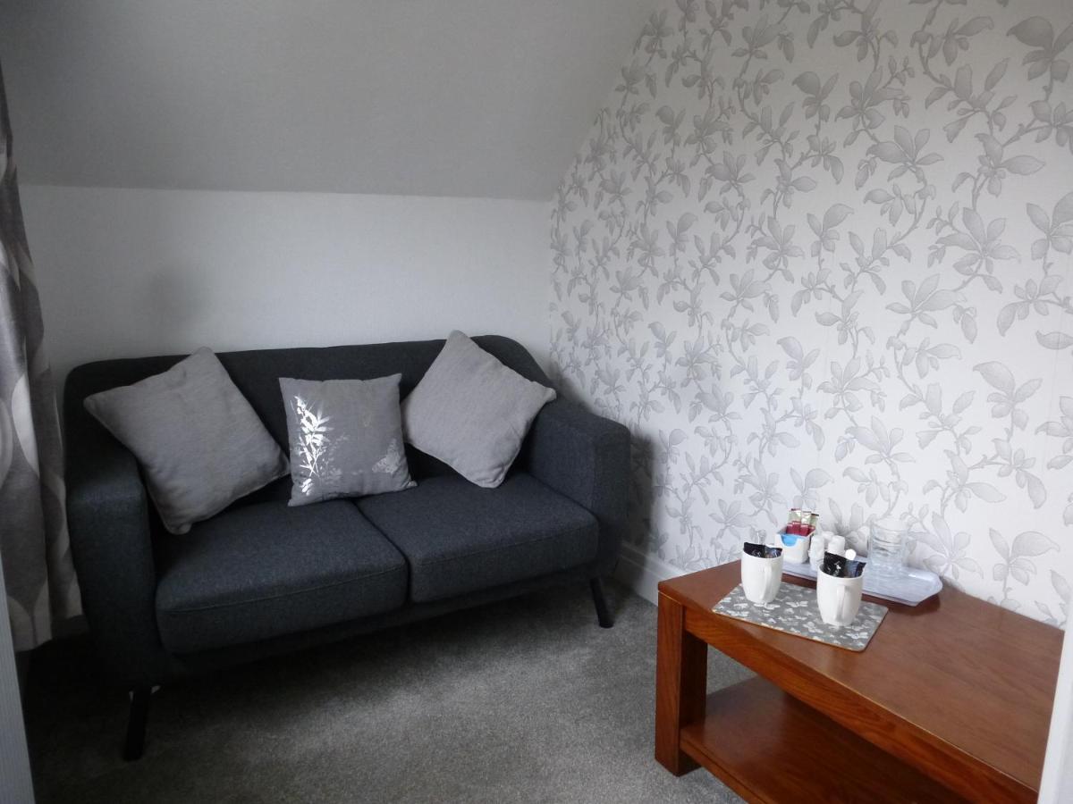 The Kenmore Guest House Llandudno Eksteriør bilde